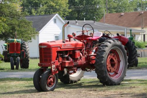 tractor-6645207 1920